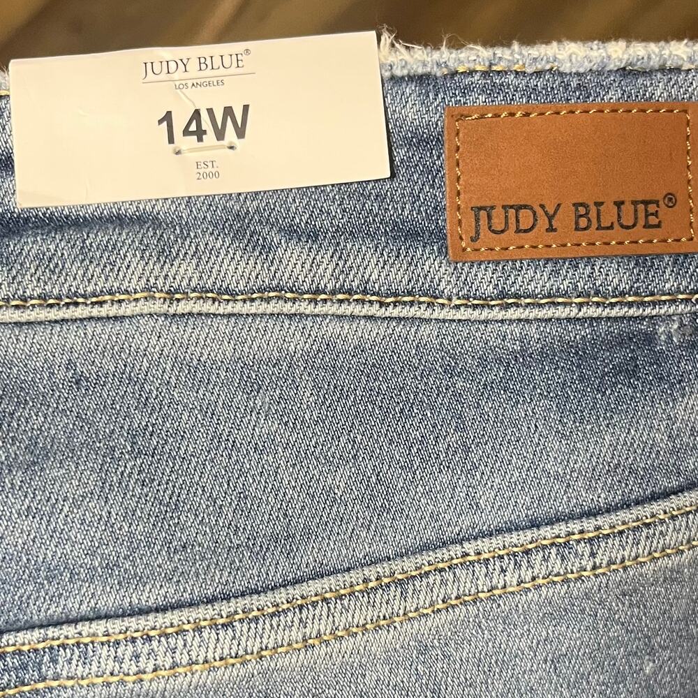 NWT Judy Blue 90s Straight Leg High Waist Distressed Jeans 14W Stretch Boho $73 - Picture 6 of 10